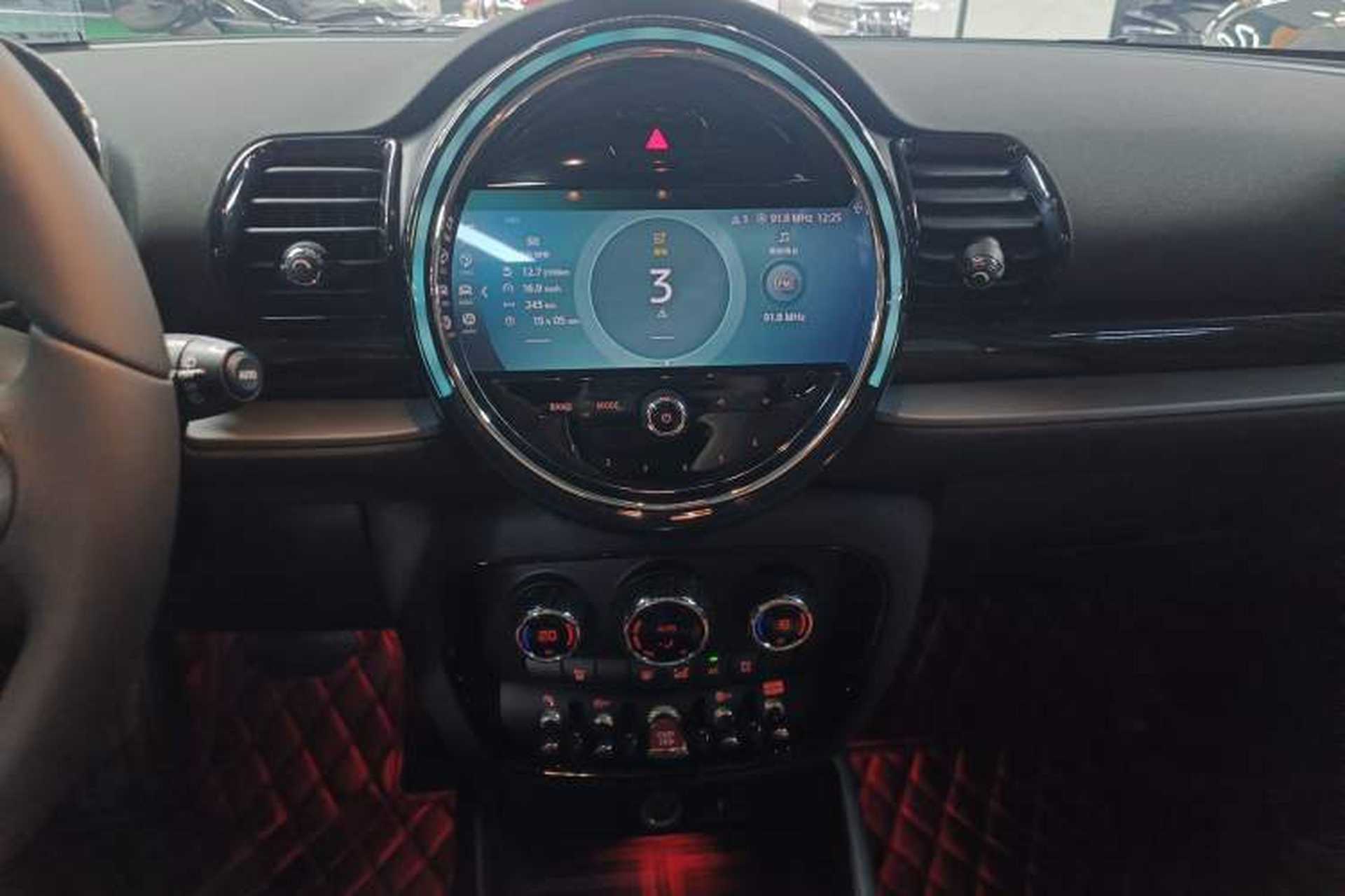 Used MINI Clubman 2023 1.5T COOPER Connoisseur Audio And AC Panel