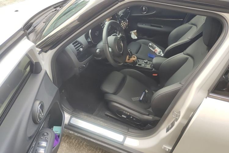 Used MINI Clubman 2023 Updated 1.5T COOPER Classic Edition Driver Seat