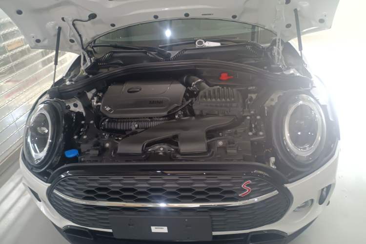 Used MINI Clubman 2023 Revised 2.0T COOPER S Connoisseur Engine Bay