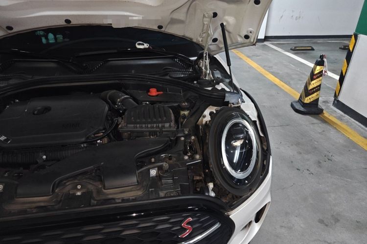 Used MINI Clubman 2023 Revised 2.0T COOPER S Connoisseur Engine Bay Left