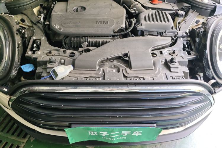 Used MINI Clubman 2023 1.5T COOPER Classic Edition Engine Bay