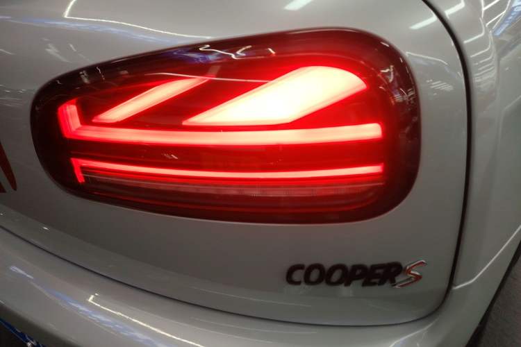 Used MINI Clubman 2023 Revised 2.0T COOPER S Connoisseur Exterior 3