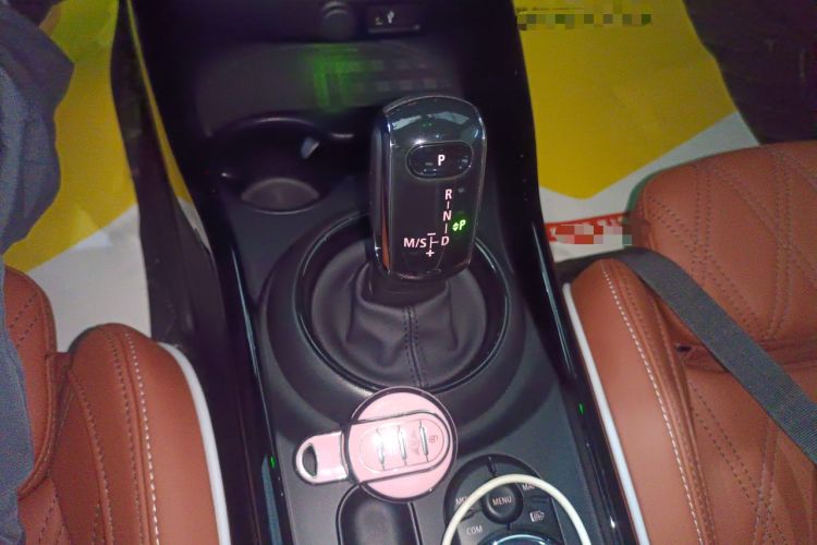 Used MINI Clubman 2023 Revised 2.0T COOPER S Connoisseur Gear Lever