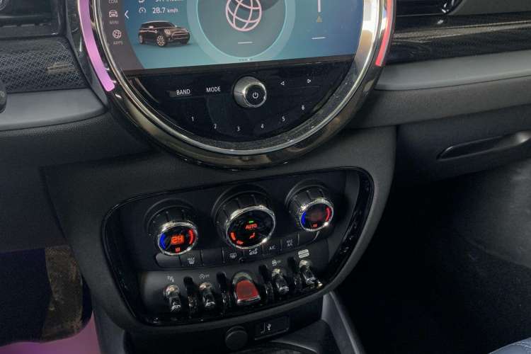 Used MINI Clubman 2023 2.0T COOPER S Connoisseur Gear Lever