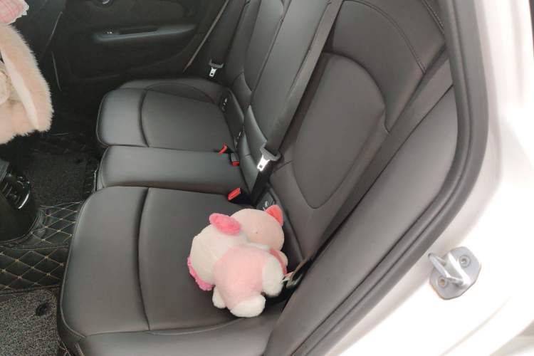 Used MINI Clubman 2023 1.5T COOPER Classic Edition Interior 4
