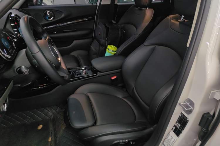 Used MINI Clubman 2023 Updated 1.5T COOPER Classic Edition Left Front Seat