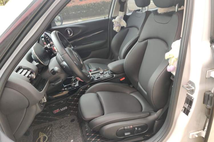 Used MINI Clubman 2023 1.5T COOPER Classic Edition Left Front Seat
