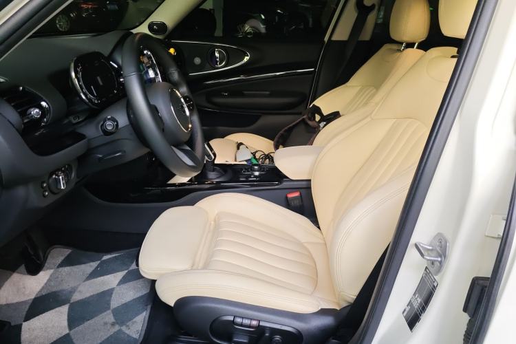 Used MINI Clubman 2023 1.5T COOPER Classic Edition Left Front Seat