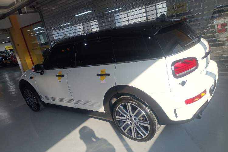 Used MINI Clubman 2023 Revised 2.0T COOPER S Connoisseur Left Side