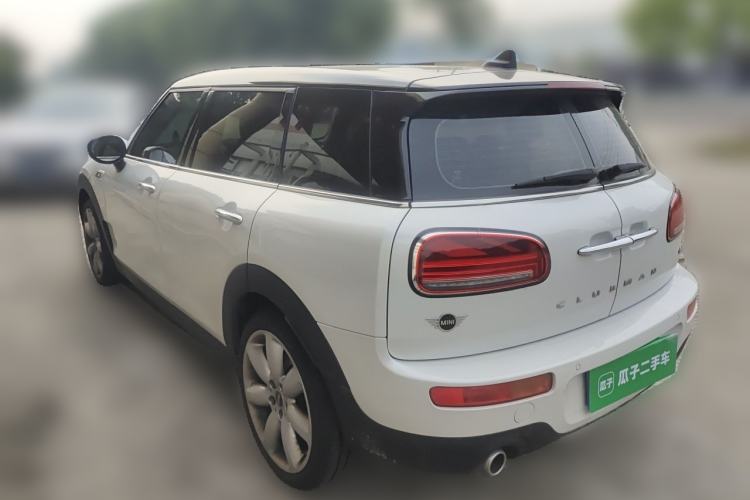 Used MINI Clubman 2023 Updated 1.5T COOPER Classic Edition Rear Left 45 Deg