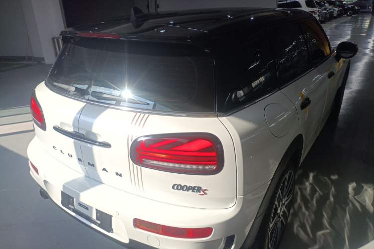Used MINI Clubman 2023 Revised 2.0T COOPER S Connoisseur Rear Right 45 Deg
