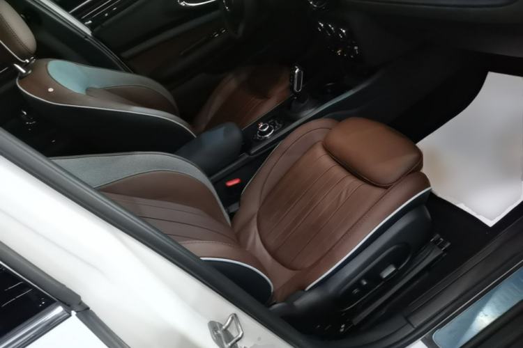 Used MINI Clubman 2023 Final Edition The Last Gentleman Commemorative Edition Right Front Seat