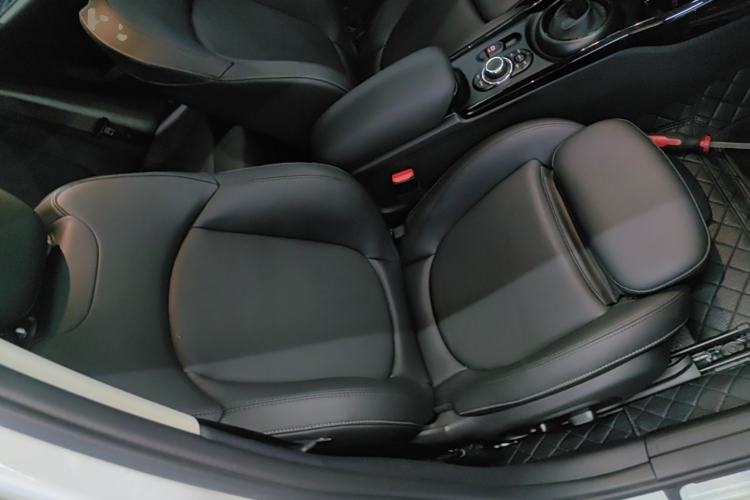 Used MINI Clubman 2023 Updated 1.5T COOPER Classic Edition Right Front Seat