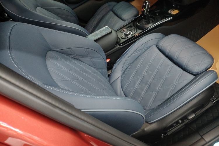 Used MINI Clubman 2023 Revised 2.0T COOPER S Connoisseur Right Front Seat
