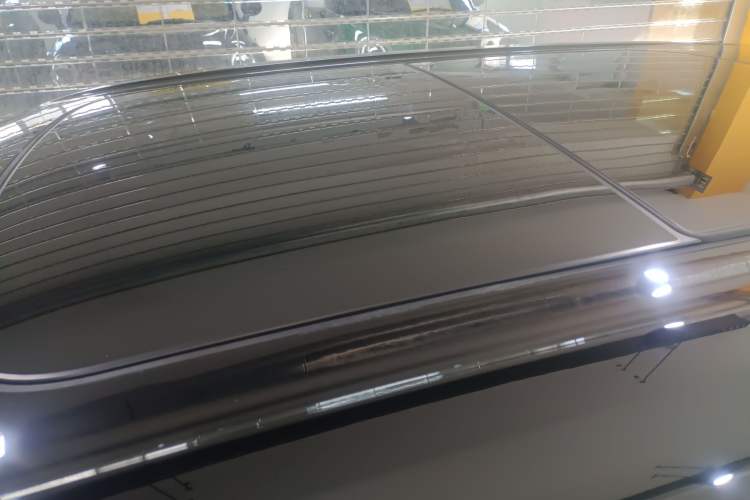 Used MINI Clubman 2023 Revised 2.0T COOPER S Connoisseur Roof