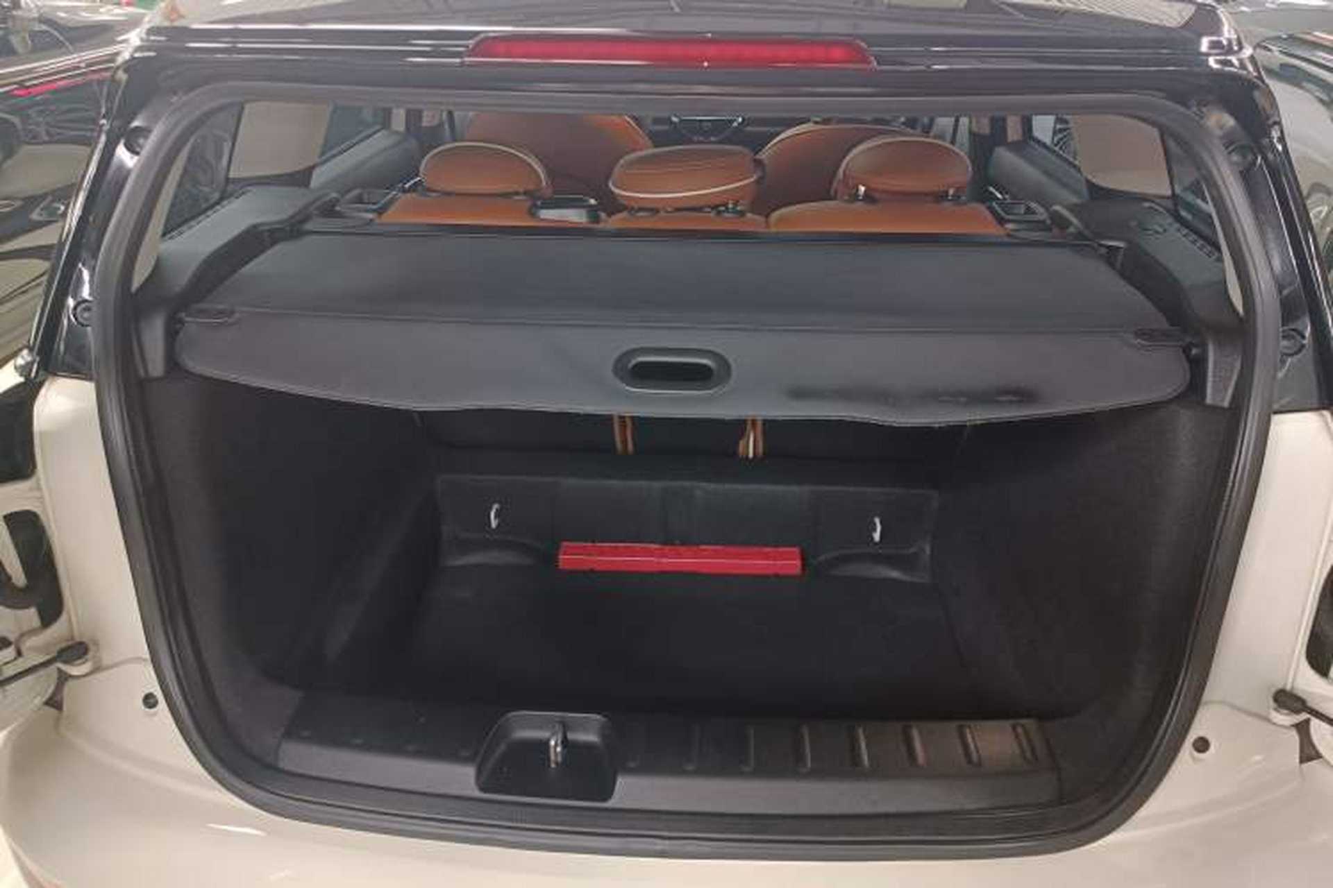 Used MINI Clubman 2023 1.5T COOPER Connoisseur Trunk