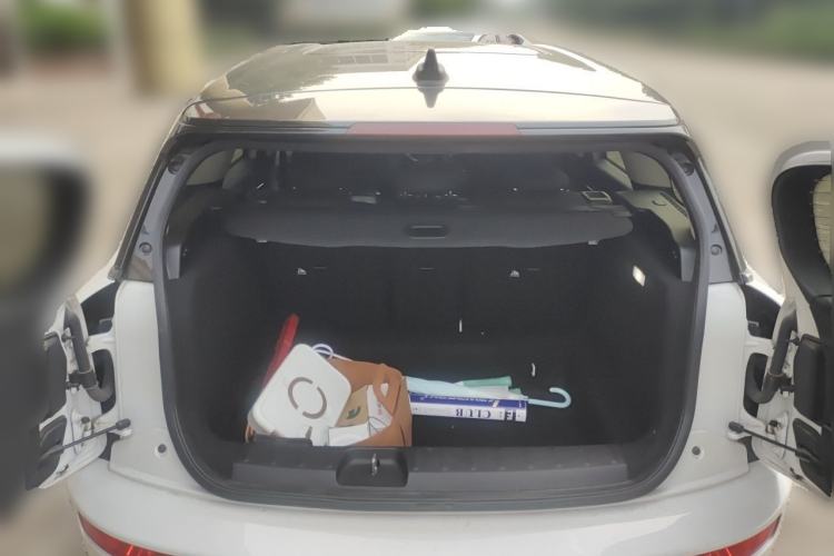 Used MINI Clubman 2023 Updated 1.5T COOPER Classic Edition Trunk