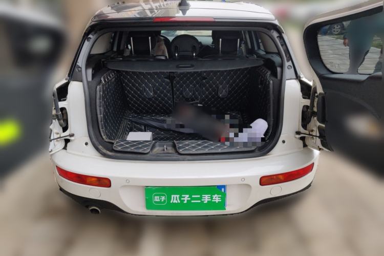 Used MINI Clubman 2023 1.5T COOPER Classic Edition Trunk