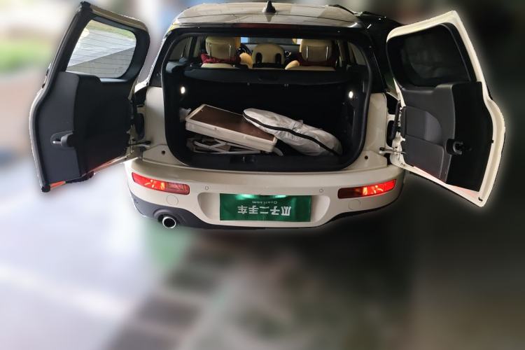 Used MINI Clubman 2023 1.5T COOPER Classic Edition Trunk