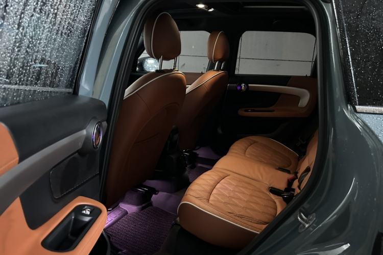 Used MINI Countryman 2023 Second Facelift 2.0T COOPER S ALL4 Connoisseur Interior 7