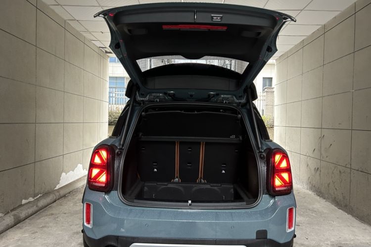 Used MINI Countryman 2023 Second Facelift 2.0T COOPER S ALL4 Connoisseur Interior 8