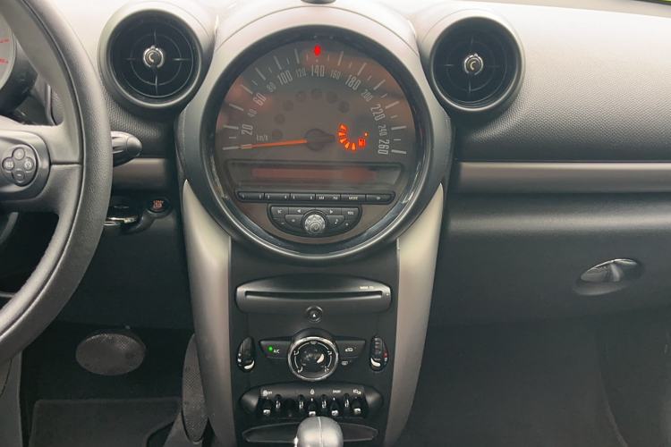 Used MINI Countryman 2014 1.6T COOPER ALL4 Fun Audio And AC Panel