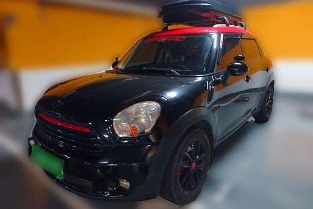 Ojetý MINI Countryman 2011 1.6L ONE