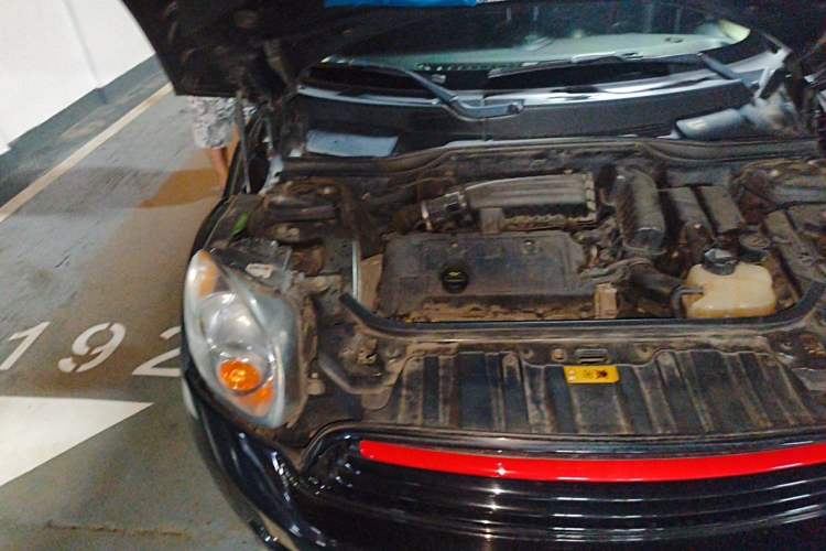 Used MINI Countryman 2011 1.6L ONE Engine Bay Right