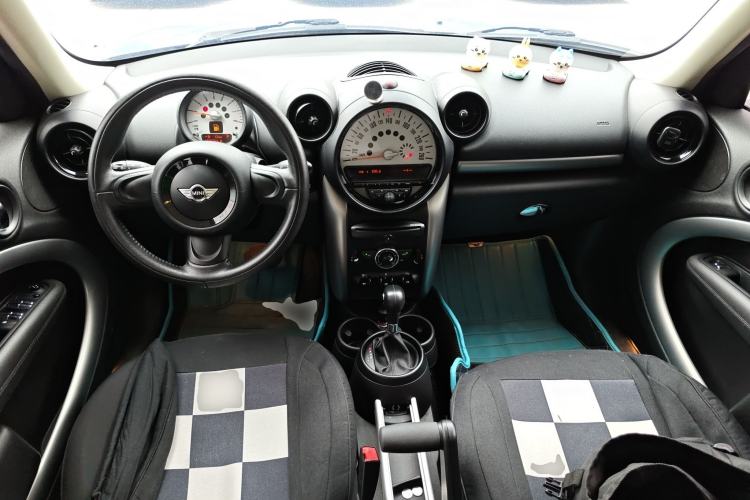 Used MINI Countryman 2011 1.6L ONE Center Console