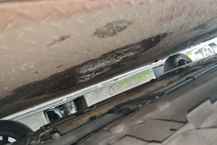 Used MINI Countryman 2011 1.6L COOPER Fun Chassis Front Right