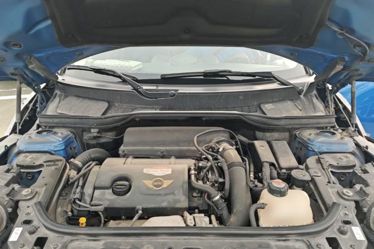Used MINI Countryman 2011 1.6T COOPER S ALL4 5-seater model Engine Bay
