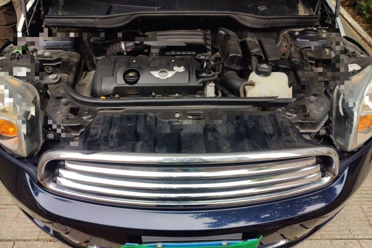 Used MINI Countryman 2011 1.6L COOPER Fun Engine Bay