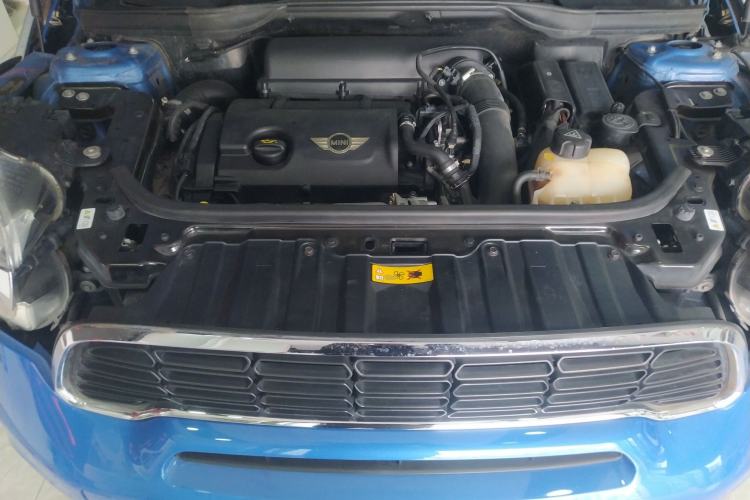 Used MINI Countryman 2011 1.6T COOPER S ALL4 5-seater model Engine Bay