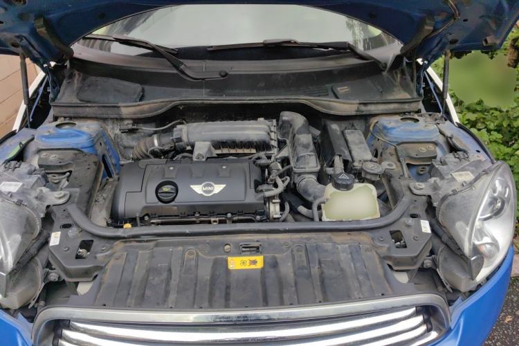 Used MINI Countryman 2011 1.6L COOPER Fun Engine Bay