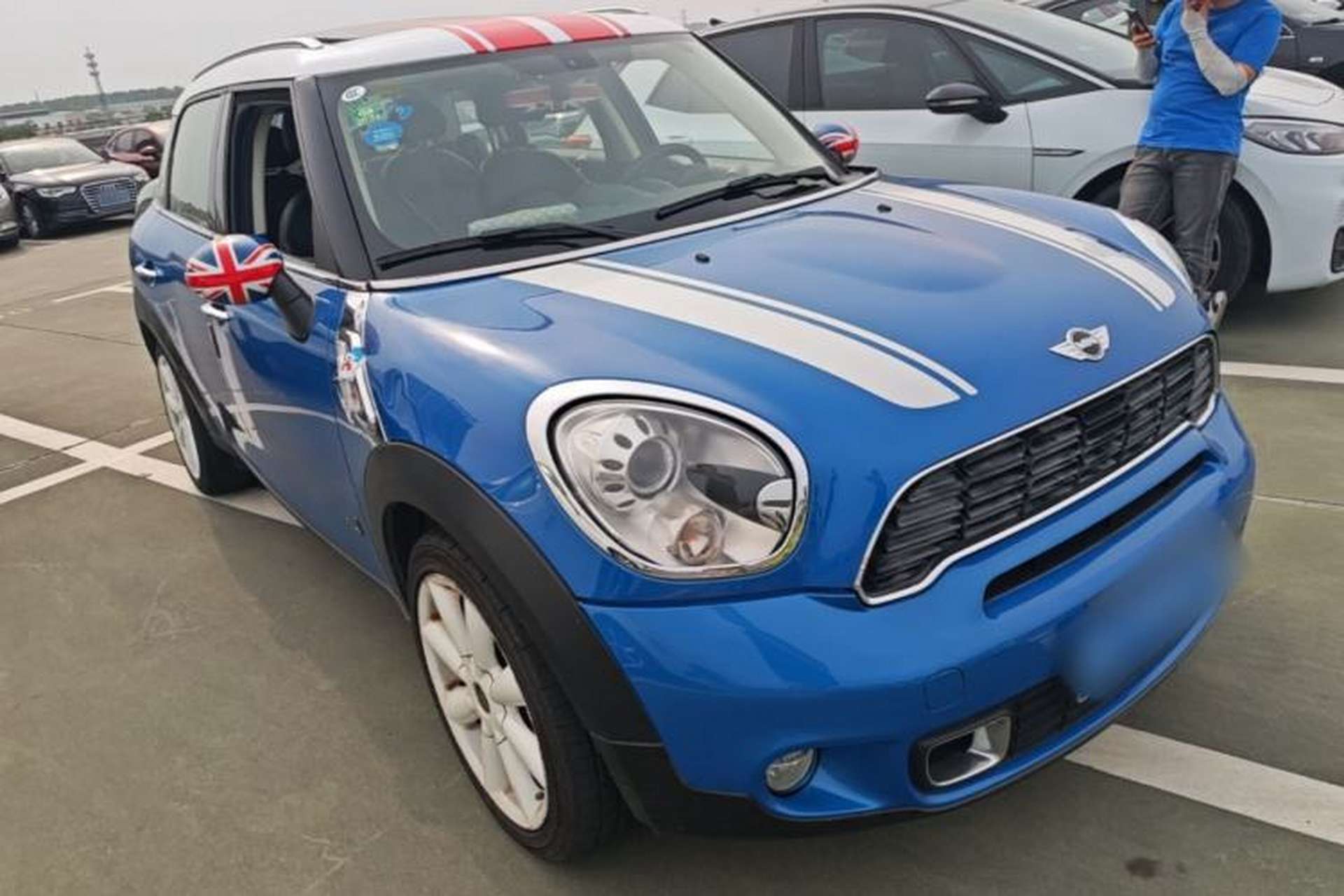 Used MINI Countryman 2011 1.6T COOPER S ALL4 5-seater model Front Right 45 Deg