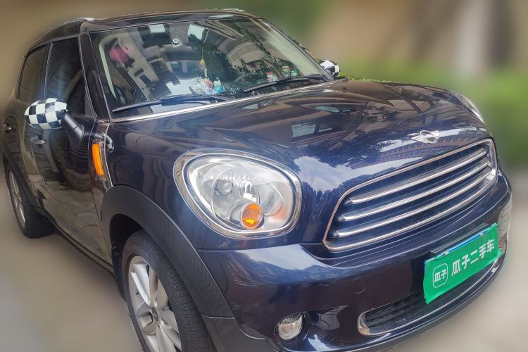 Used MINI Countryman 2011 1.6L COOPER Fun Front Right 45 Deg