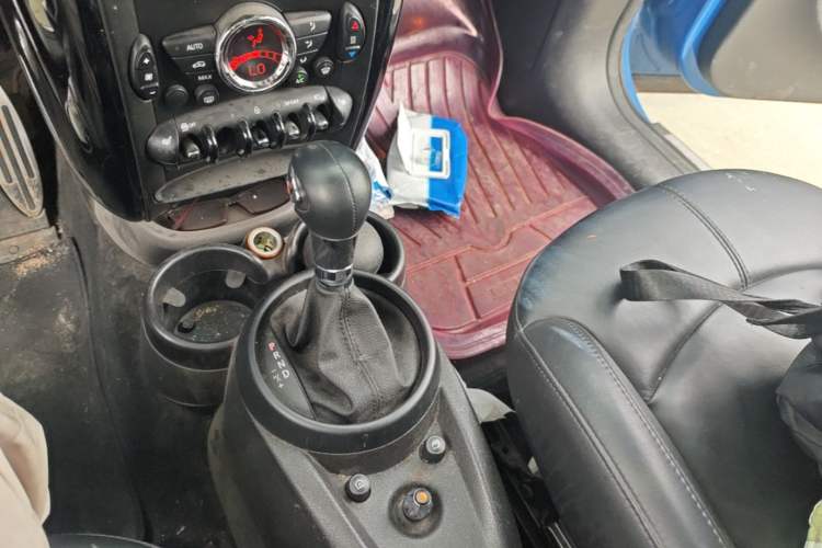 Used MINI Countryman 2011 1.6T COOPER S ALL4 5-seater model Gear Lever