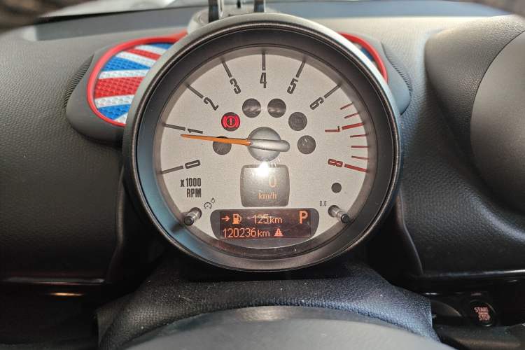 Used MINI Countryman 2011 1.6L COOPER Excitement Instrument Cluster