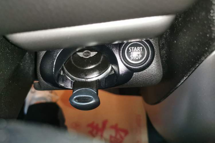 Used MINI Countryman 2011 1.6L COOPER Fun Interior 1