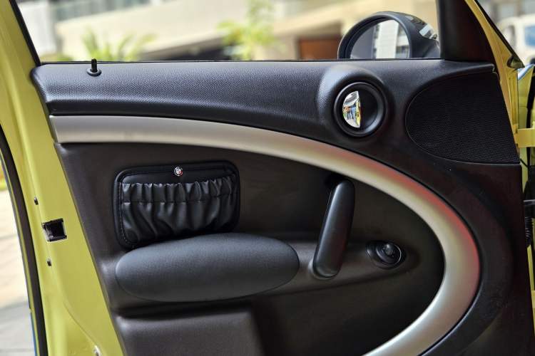 Used MINI Countryman 2011 1.6L ONE Interior 15