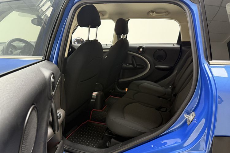 Used MINI Countryman 2011 1.6L ONE Interior 4