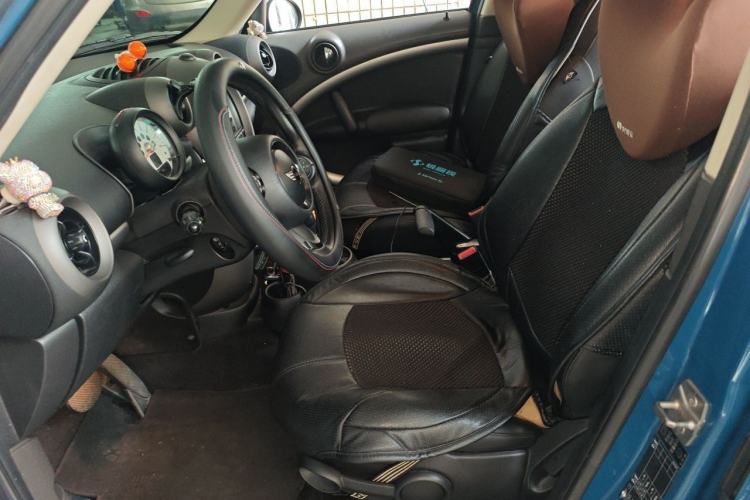 Used MINI Countryman 2011 1.6L COOPER Fun Left Front Seat