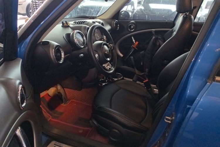 Used MINI Countryman 2011 1.6L COOPER Fun Left Front Seat