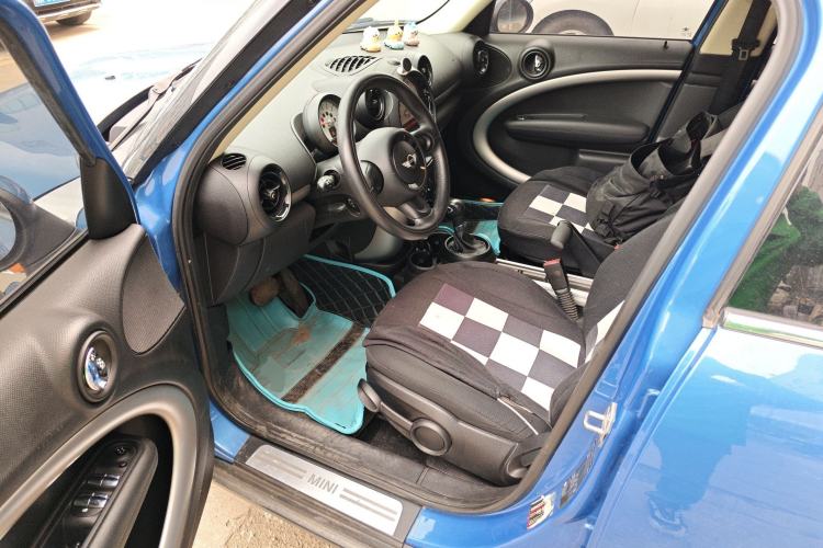 Used MINI Countryman 2011 1.6L ONE Left Front Seat