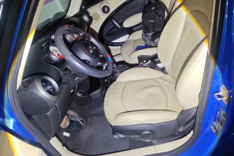 Used MINI Countryman 2011 1.6L COOPER Excitement Left Front Seat