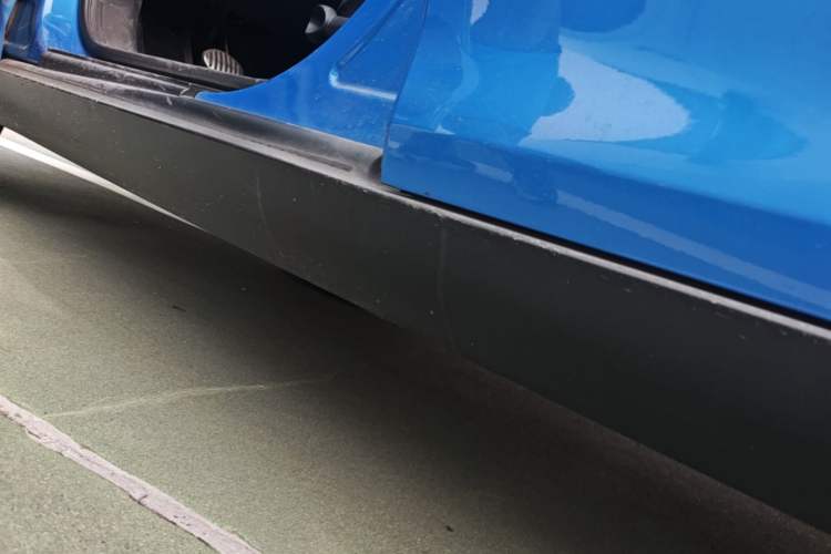 Used MINI Countryman 2011 1.6T COOPER S ALL4 5-seater model Left Side Sill