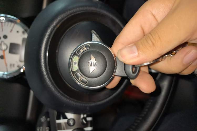 Used MINI Countryman 2011 1.6L COOPER Fun Vehicle Key