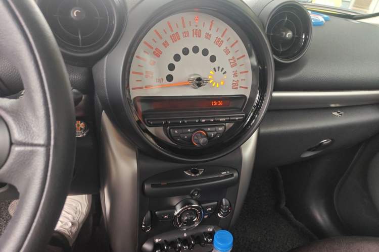 Used MINI Countryman 2011 1.6L ONE Audio And AC Panel