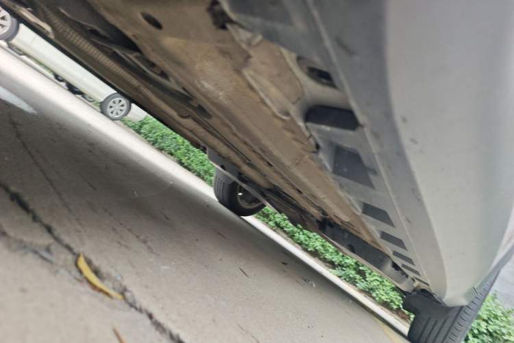 Used MINI Countryman  Chassis Front Left