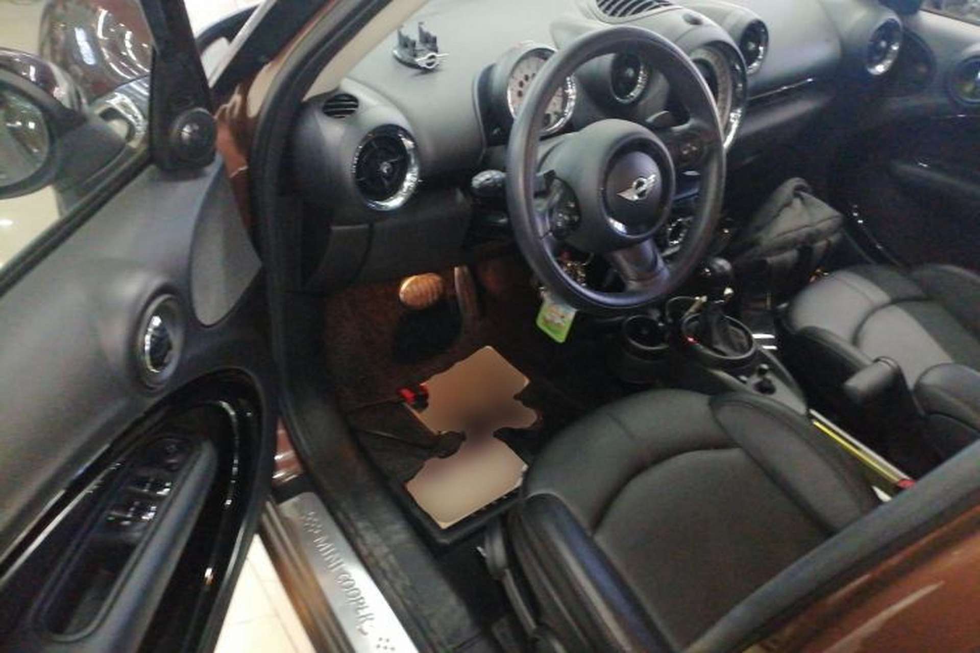Used MINI Countryman 2011 1.6T COOPER S ALL4 5-seater model Driver Seat